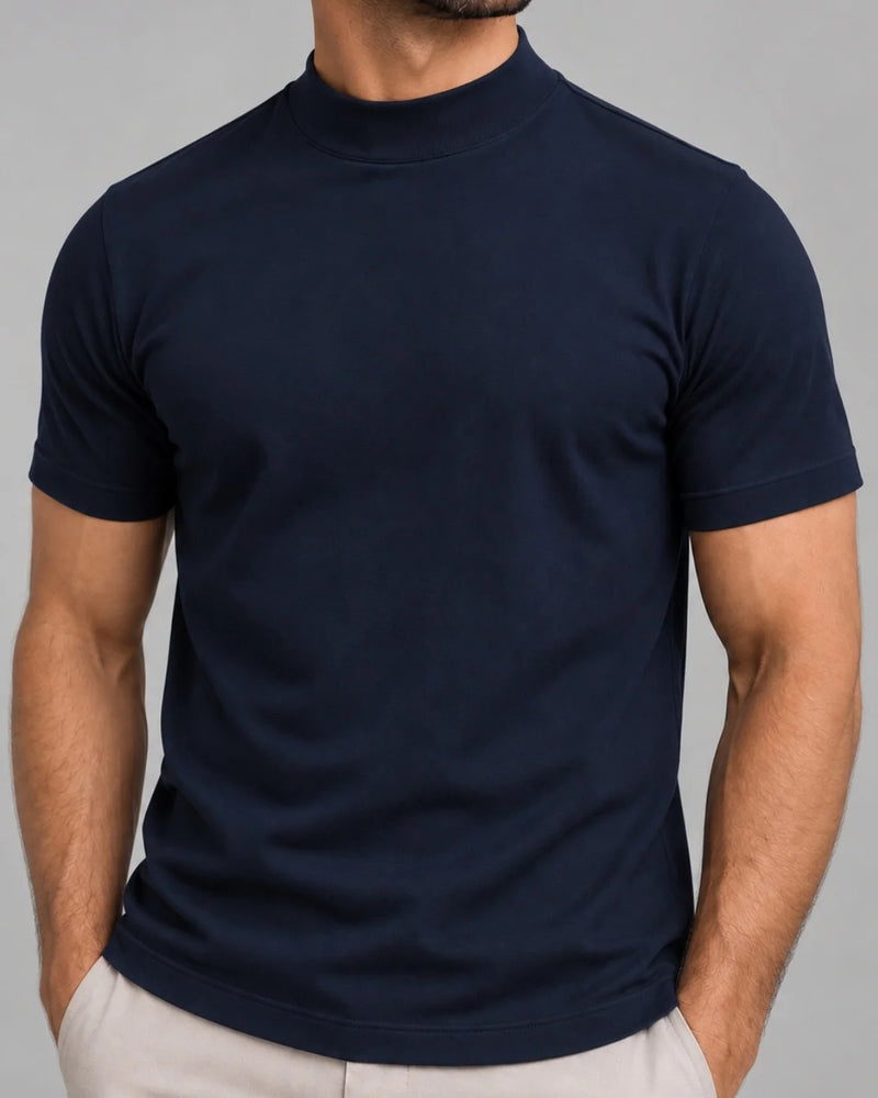CAMISETA GRIFFO FIRENZE™ — Gola alta. Toque macio. Naturalmente refinada.